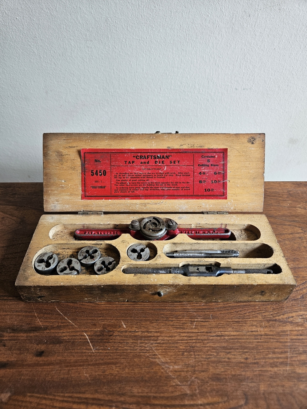 1930-1940's Craftsman Red Tap and Die Set‎